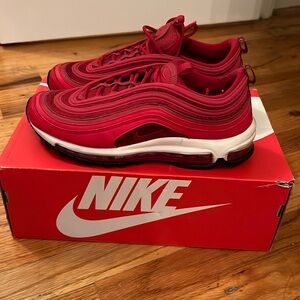 NIKE AIR MAX 97 Sz 9.5 with original shoebox